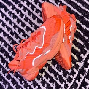 Adidas Oswego Sneakers